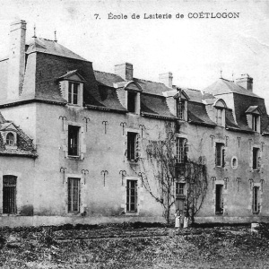 Coëtlogon - Carte postale - Le Château (04)